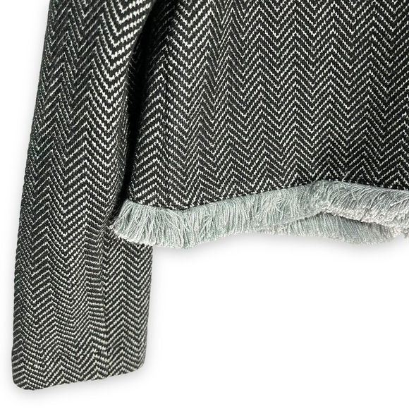 Emme Marella Herringbone Tweed Cropped Jacket w/ Fringe Trim, Black/Grey, Size M - Picture 7 of 11